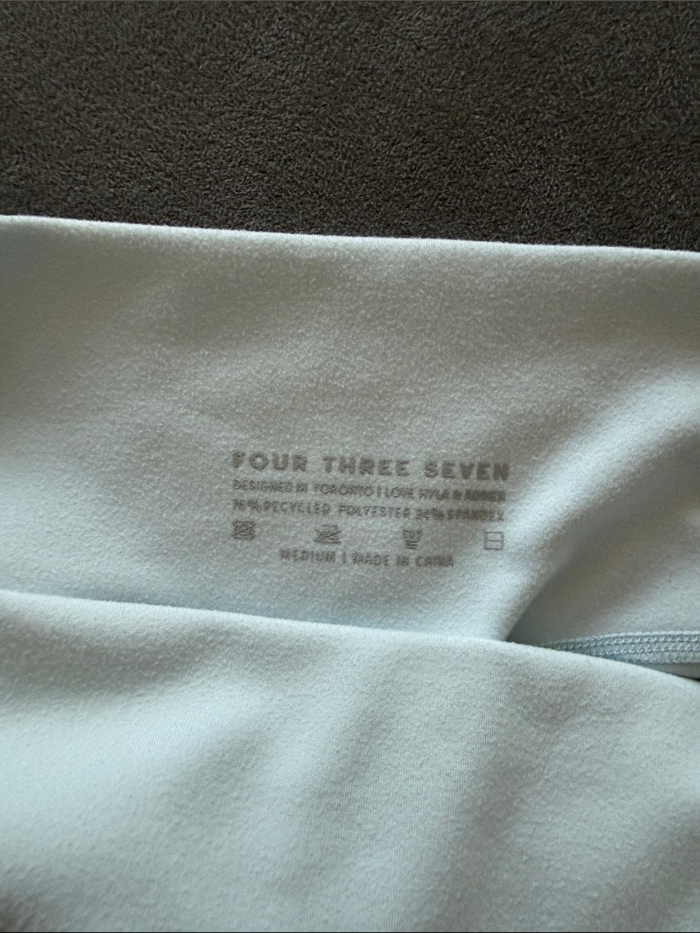 437 Essentials Short - Picture 4 of 4